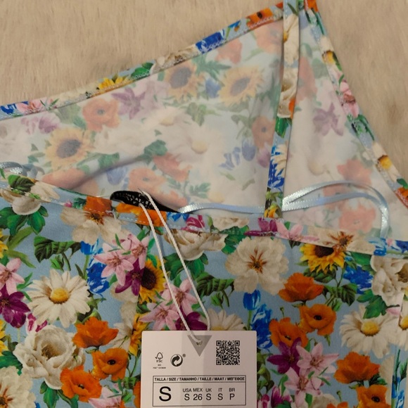 ✨2xHP✨NWT Zara Flower Print Romper - Picture 7 of 7